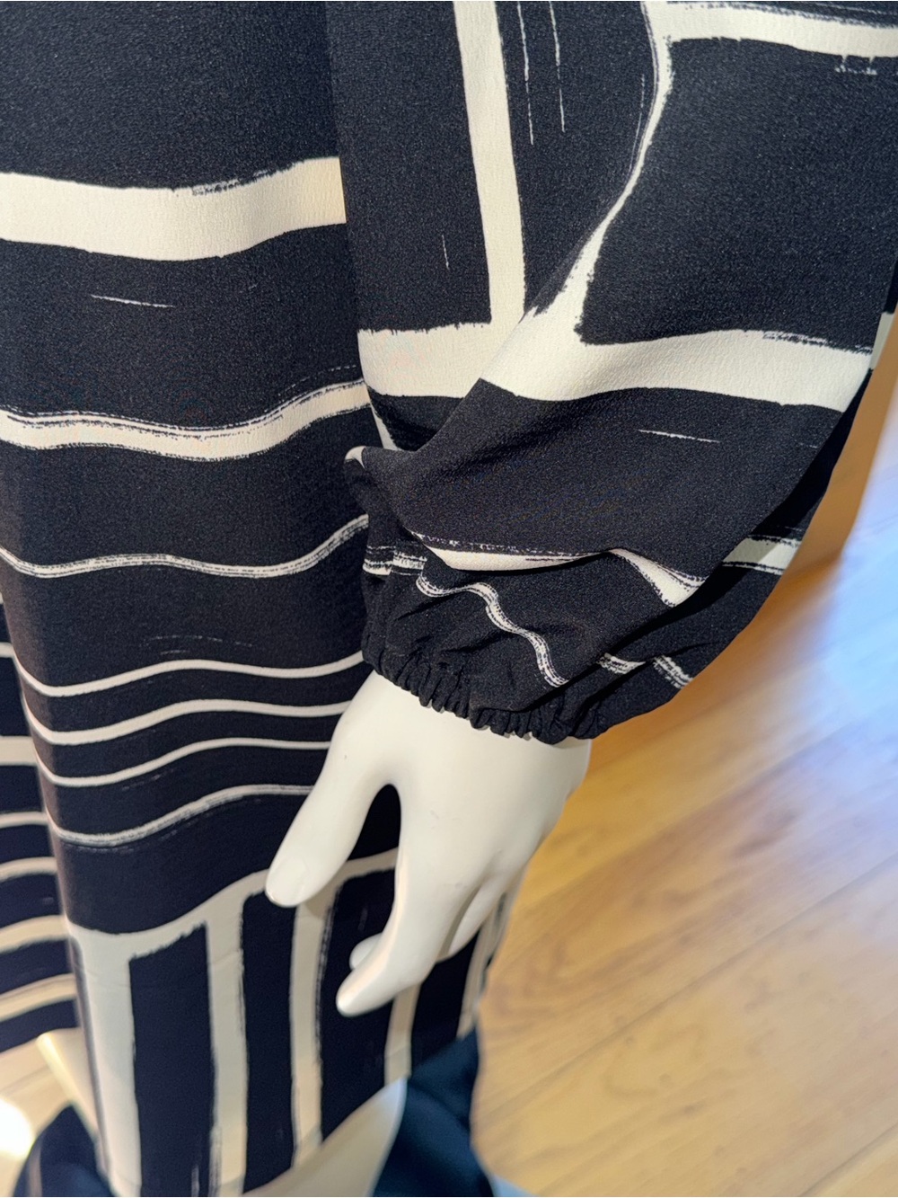 ELOQUII Black & Cream Geometric Shift Dress sz 16  NWT! - Picture 5 of 7